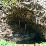 カウアイ島 Waikanaloa Wet Cave